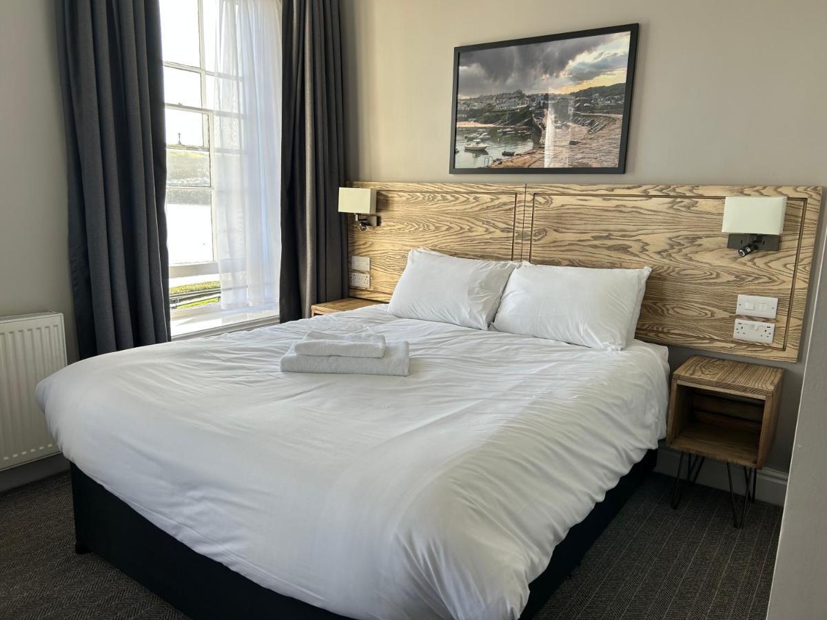 Hotel Penwig New Quay  Extérieur photo